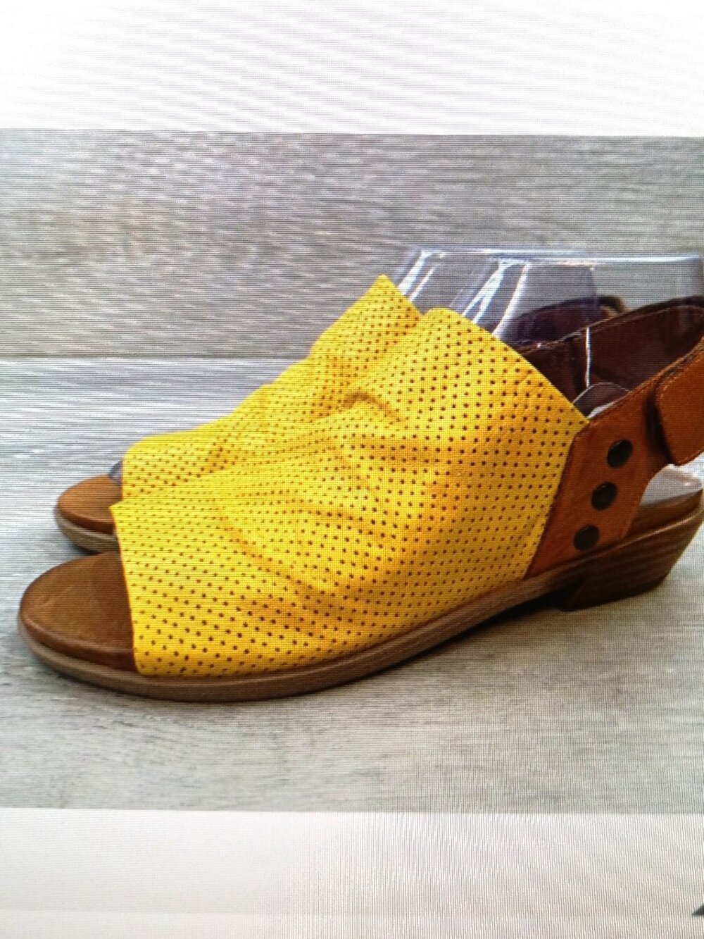 Spring Step - Perforated Soft leather Comfort Sandals - EU 37